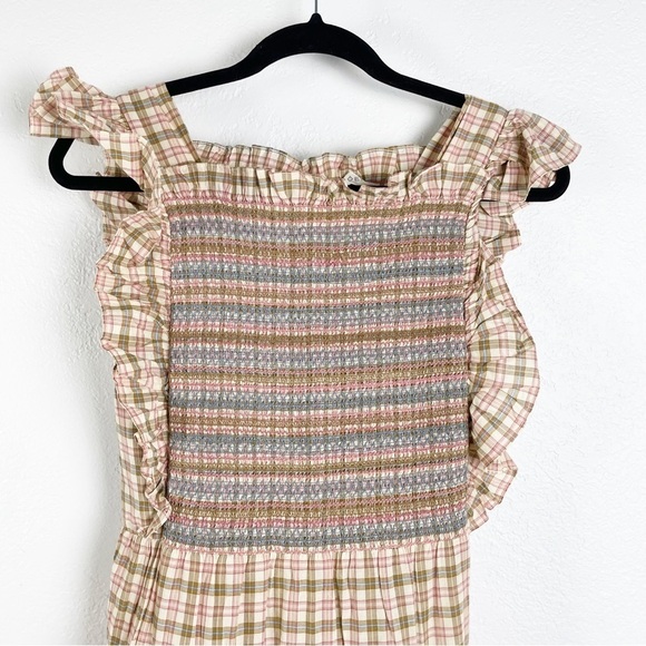 Doen Arbor Smocked Midi Dress in Austen Plaid - Picture 9 of 9